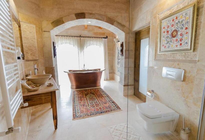 سوئیت پرزیدنت, Sultan Cave Suites