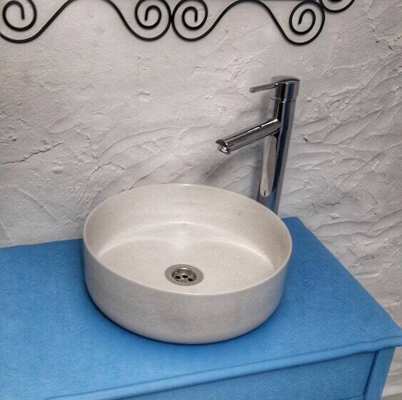 スタンダードトリプルルーム, Temucin