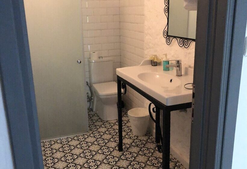 スタンダードトリプルルーム, Temucin