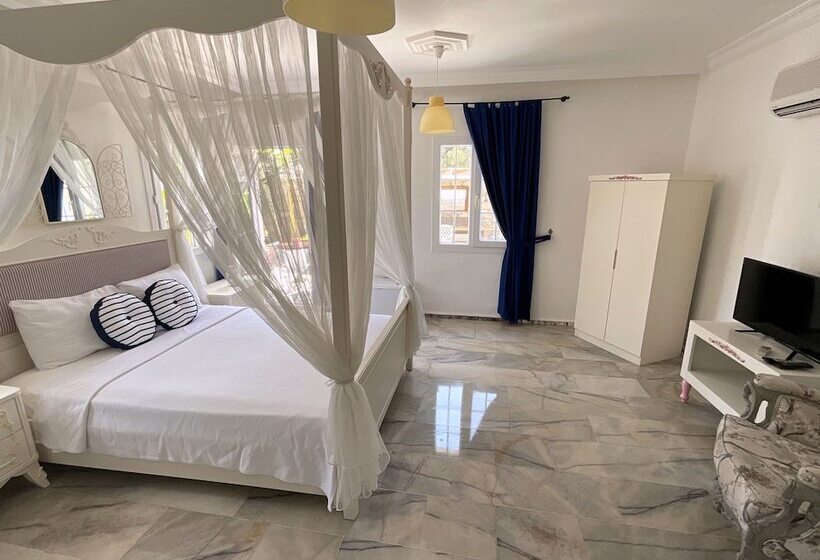 スタンダードトリプルルーム, Temucin