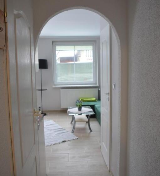 Апартаменты 1 Спальня, Zielony Domek