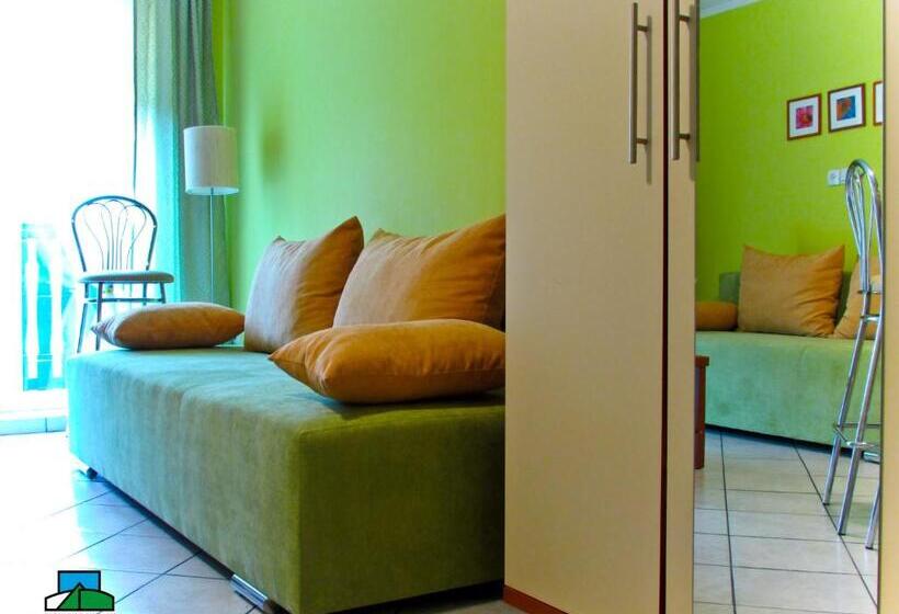 Студия Классика, Zielony Domek