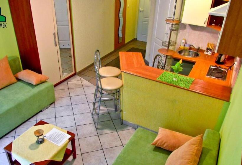 Студия Классика, Zielony Domek