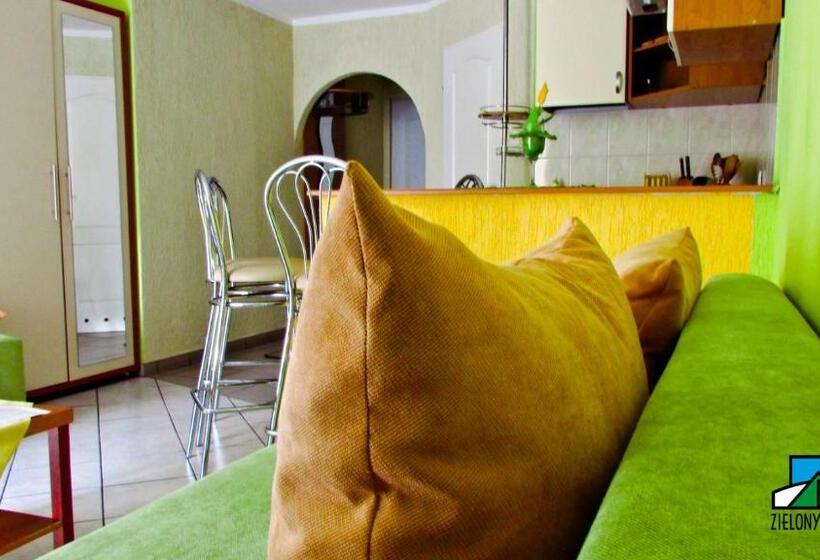 Студия Классика, Zielony Domek