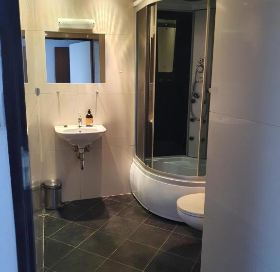 4인용 스탠다드 룸, Twój Hostel Bytom