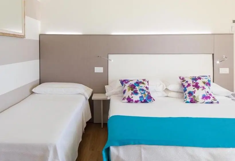 オーシャンビューデラックスルーム, Una Hotels Imperial Beach Fano