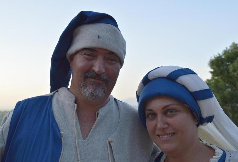 דירת פנטהאוז 1 חדרי שינה, Maestà Delle Quattro Chiavi