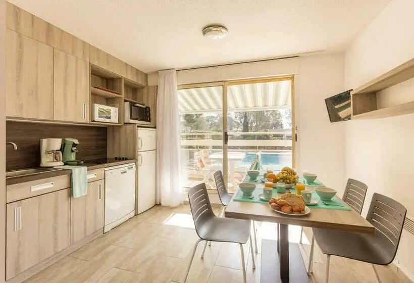 １ベッドルームエコノミーアパートメント, Résidence Pierre & Vacances La Corniche D Or