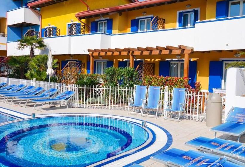 ویلای 1 خوابه, Villaggio Hemingway   Family Apart