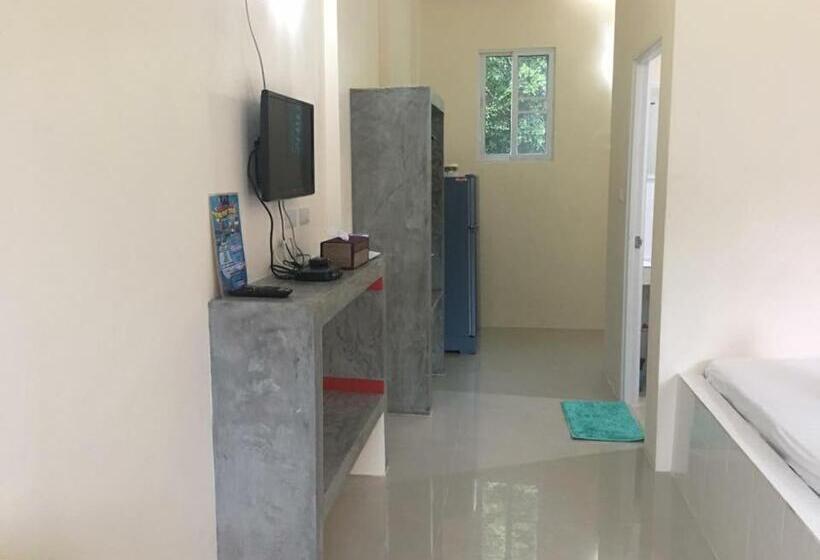 اتاق استاندارد با بالکن, Budchui Guesthouse