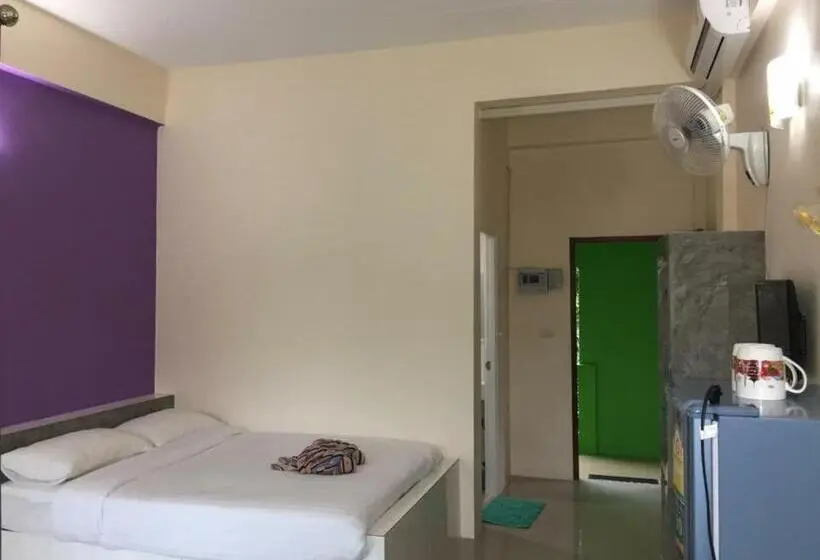 スタンダードルーム, Budchui Guesthouse