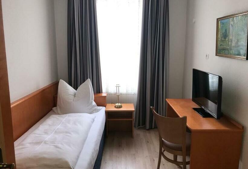 Номер Стандарт Индивидуальный, Bff Airport Messe Schlaf   Düsseldorf
