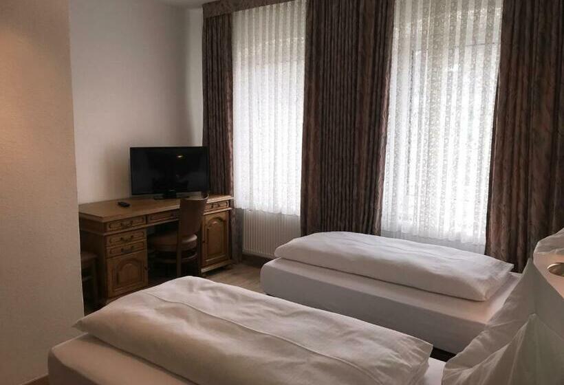 חדר סטנדרט, Bff Airport Messe Schlaf   Düsseldorf