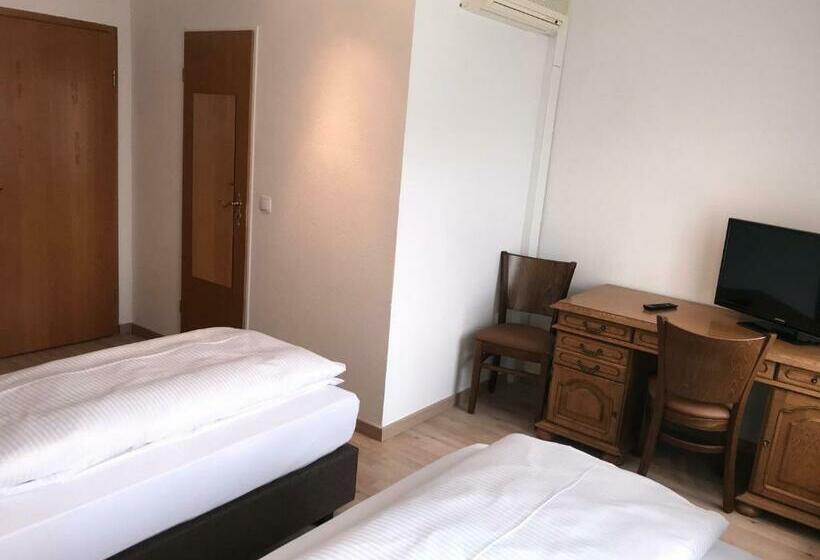 חדר סטנדרט, Bff Airport Messe Schlaf   Düsseldorf