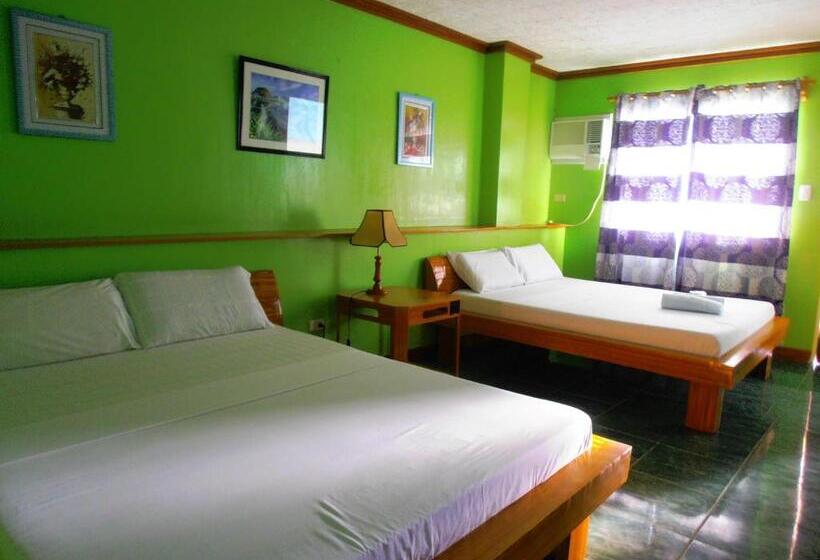 سوییت لوکس, Blue Corals Beach Resort