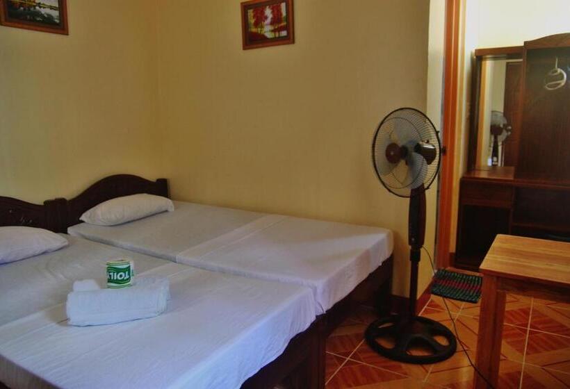 بانگلوی استاندارد, Blue Corals Beach Resort