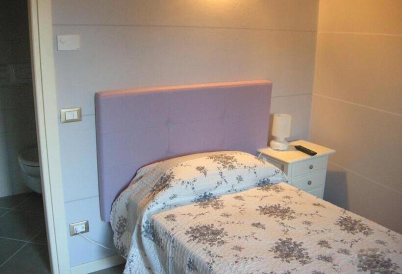 اتاق استاندارد یک نفره, Il Nido Dei Gufi Bed And Breakfast
