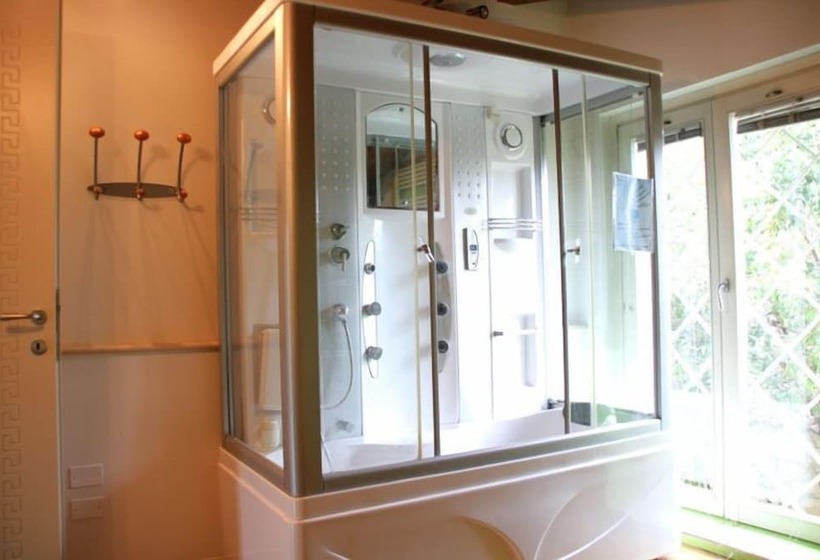 غرفة قياسية, A Casa Di Manu