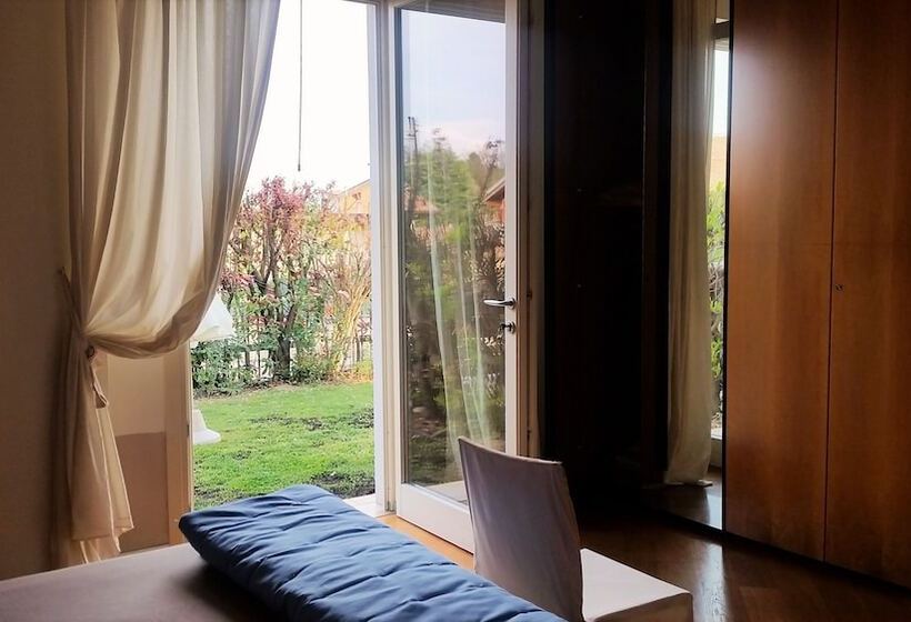 Standardrum, A Casa Di Manu