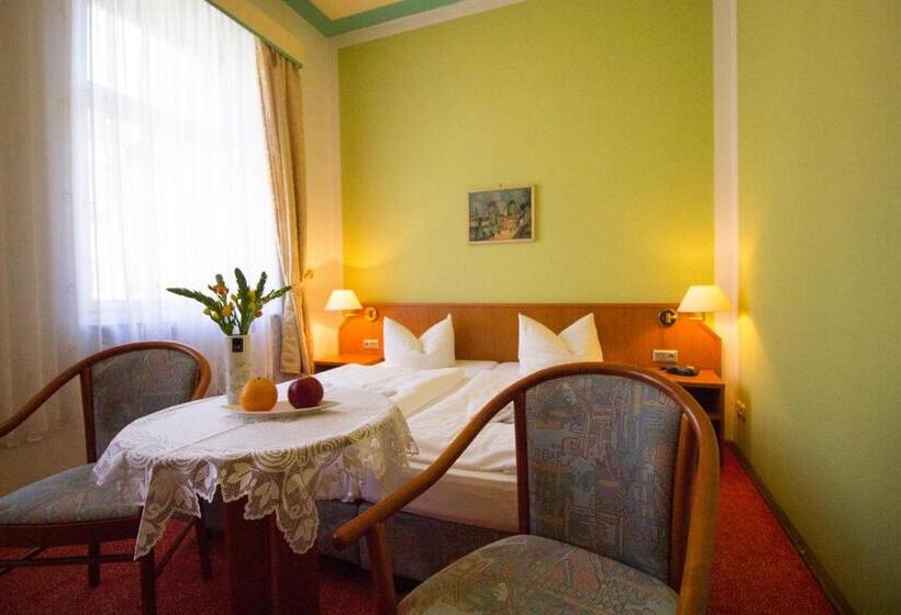 غرفة قياسية, Central