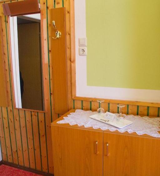 غرفة قياسية, Central