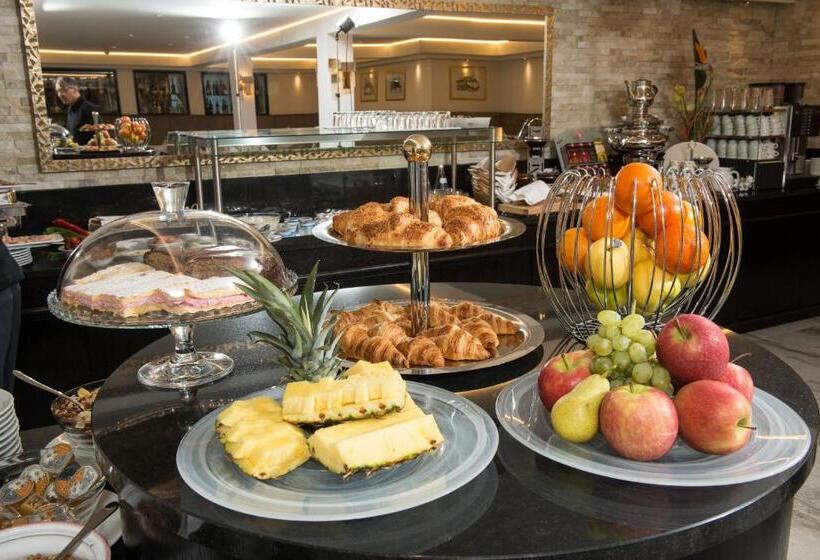 스탠다드 발코니 룸, Genusshotel Goldene Rose