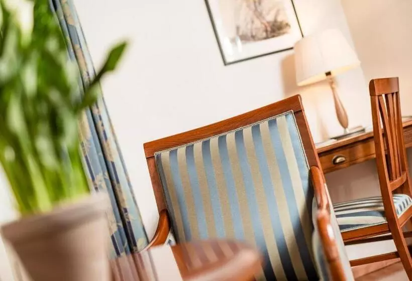 Standard Room, Restaurant Lilie