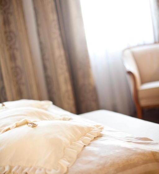 스탠다드 싱글 룸, Restaurant Lilie