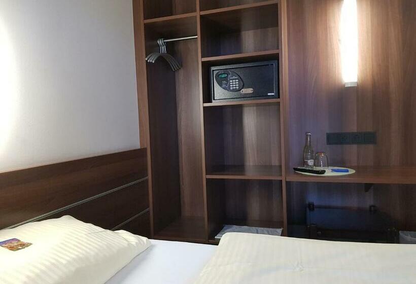 غرفة قياسية فردية, Zum Eichenzeller