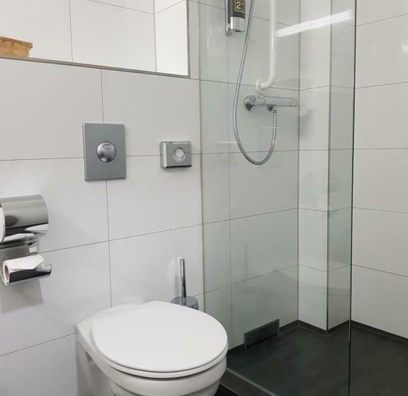 غرفة قياسية فردية, Zum Eichenzeller