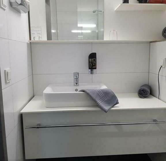 غرفة قياسية فردية, Zum Eichenzeller