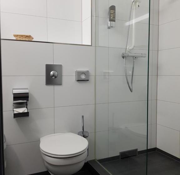 غرفة قياسية, Zum Eichenzeller