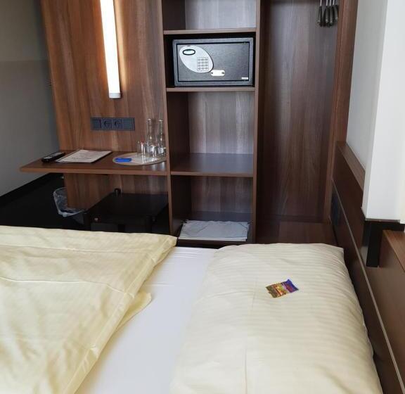 غرفة قياسية, Zum Eichenzeller