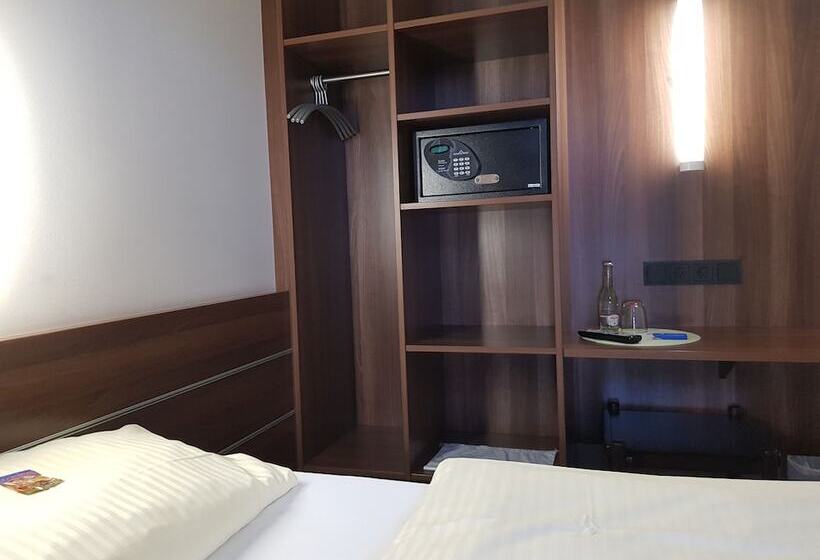 غرفة قياسية فردية, Zum Eichenzeller