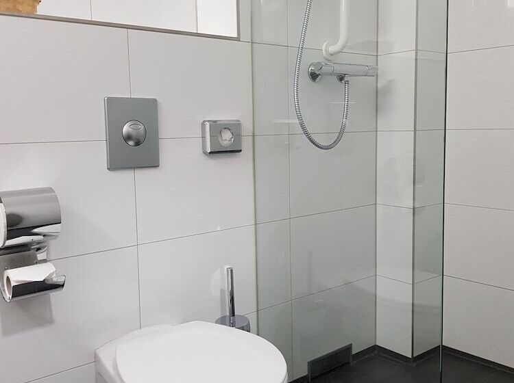 غرفة قياسية فردية, Zum Eichenzeller