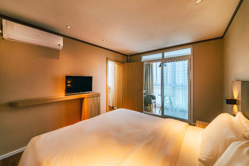 ビジネスルーム, Hanting  Qingdao Shandong Road