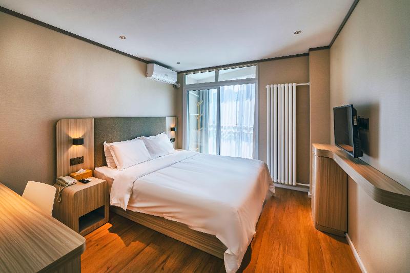 Номер Superior, Hanting  Qingdao Shandong Road