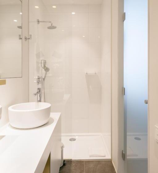 标准单人间, Mercure Roeselare