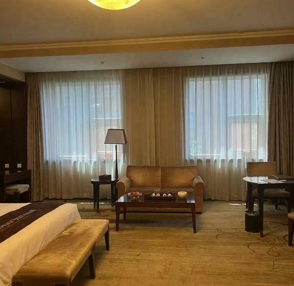 Номер Deluxe, Beijing Luhong