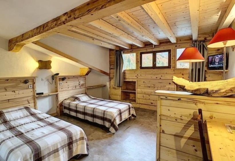 Economy Triple Room, Fontaine Du Mont Blanc Hotel & Spa