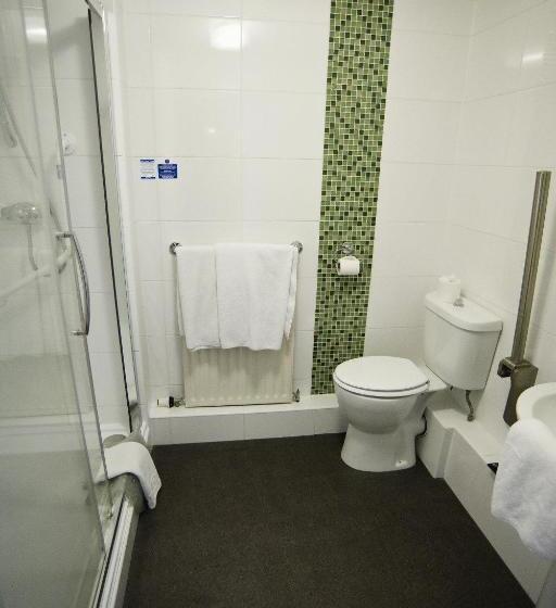 Номер Стандарт, Brackenborough