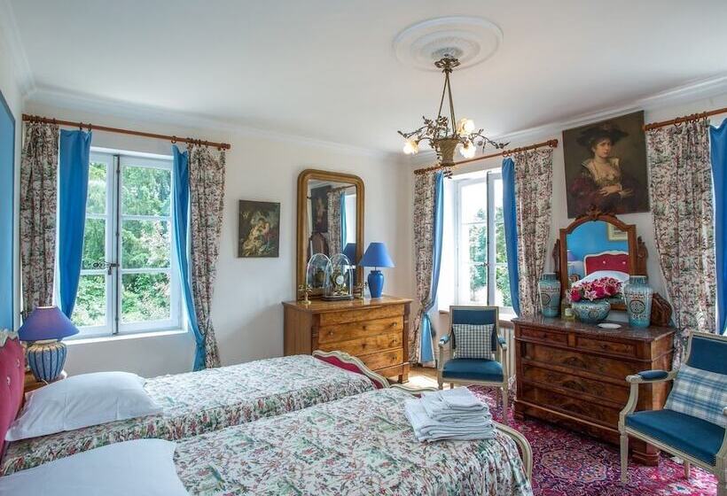 דירת חדר נוף לגינה, Château De La Rue