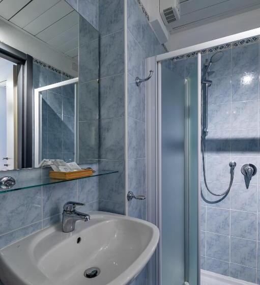 غرفة قياسية ثلاثية, Dei Gonzaga