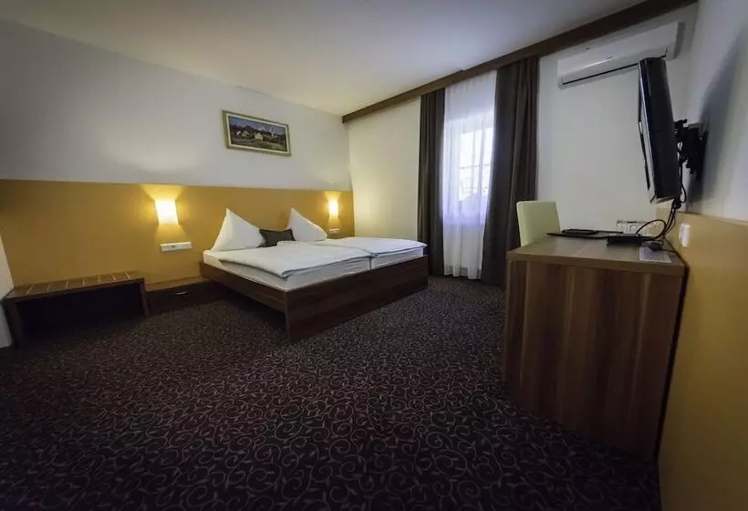 اتاق استاندارد چهار تخته, Domačija Vodnik & Apartments