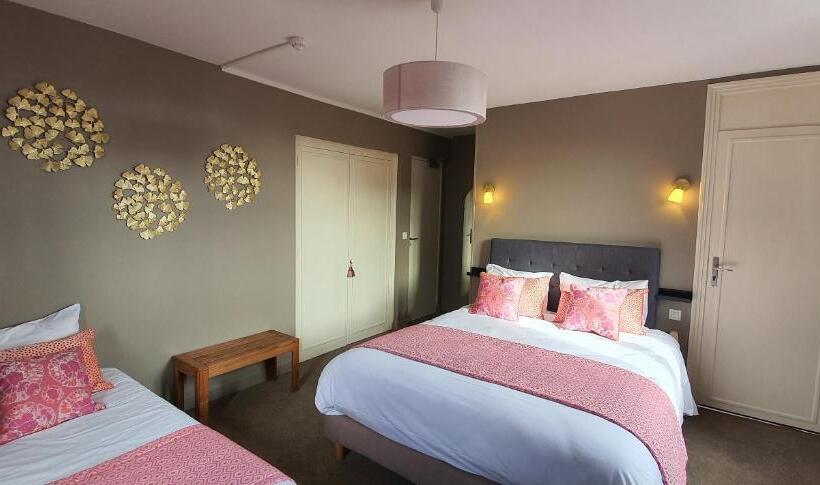 חדר סופריור לשלושה, Hôtel De La Côte Fleurie