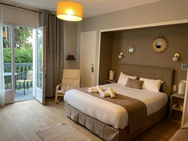 Трехместный Номер Superior, Hôtel De La Côte Fleurie