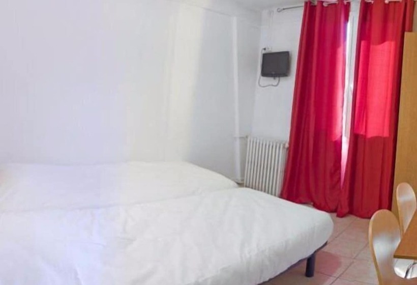 Номер Стандарт, Hôtel Les Colombes