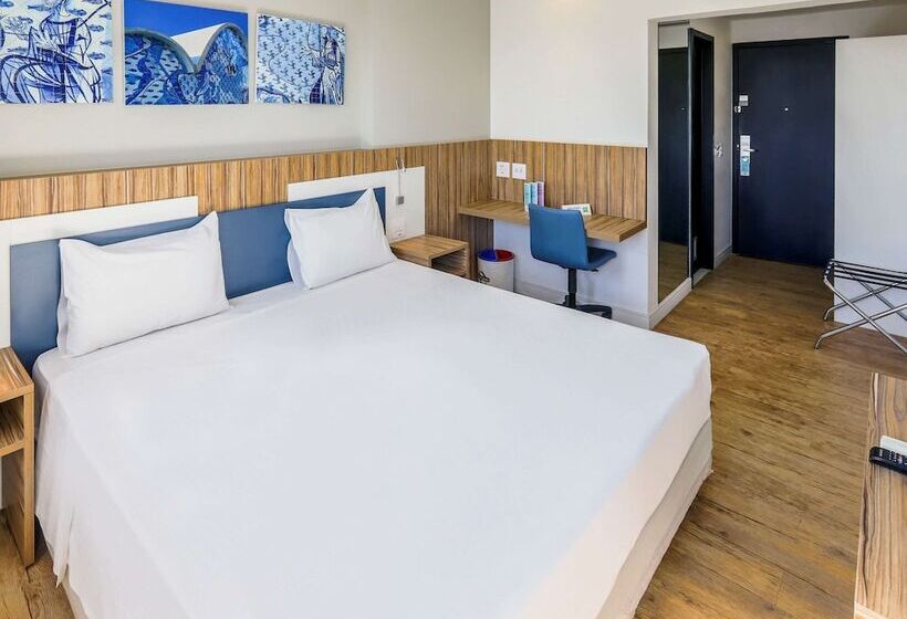 Family Suite, Ibis Styles Confins Aeroporto