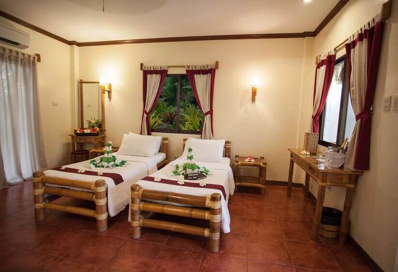 اتاق لوکس, Pura Vida Beach & Dive Resort