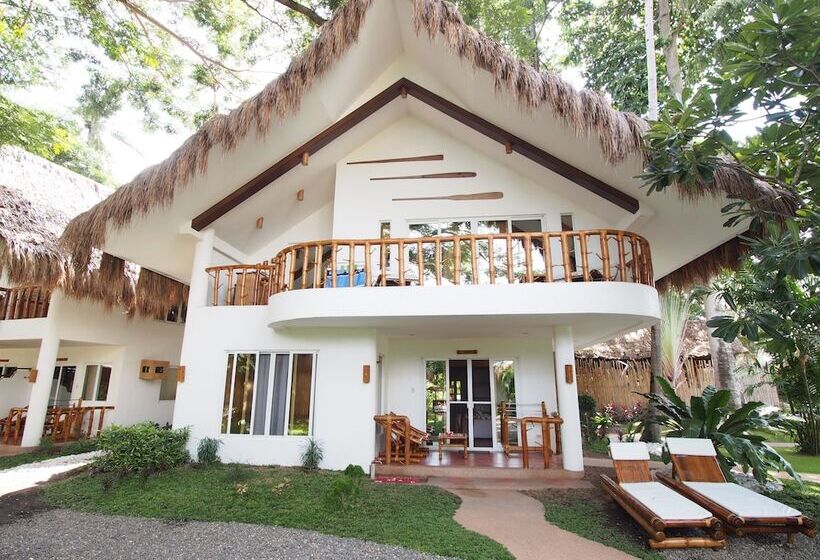 اتاق خانوادگی, Pura Vida Beach & Dive Resort